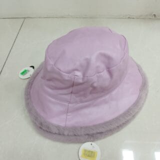 CHAPEAU CLOCHE INTERIEUR EN FOURRURE ELLAS BUCKET HAT ROSE