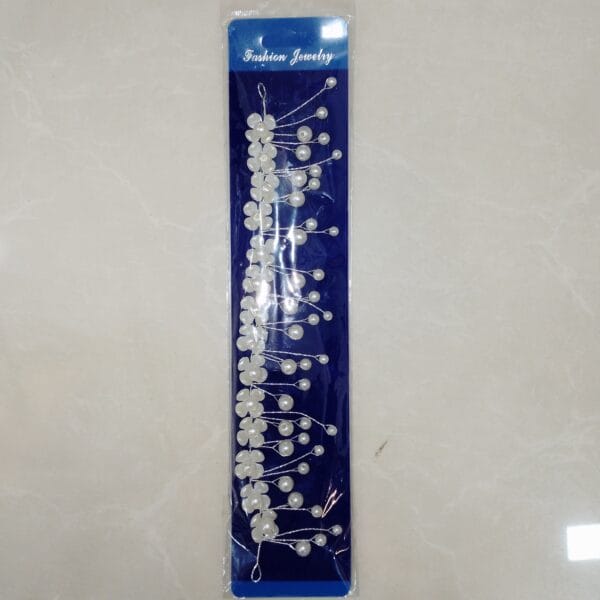 ACCESSOIRES EN PERLE BLANC