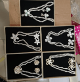 COFFRET CHAINE & BOUCLE EN PERLE CC505