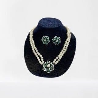 43132 Complet collier de perle avec boucles d'oreille 43132