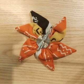 BROCHE TRADITIONNELLE EN FORME D'ETOILE