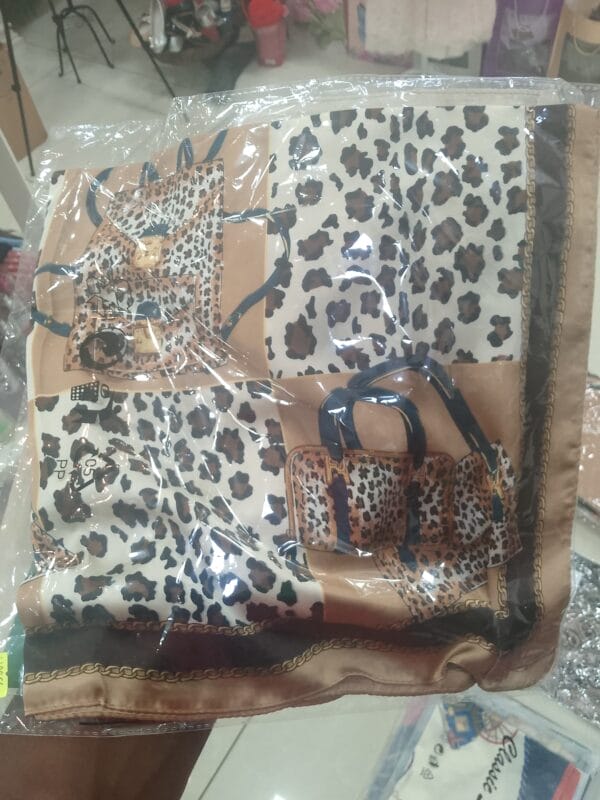 FOULARD