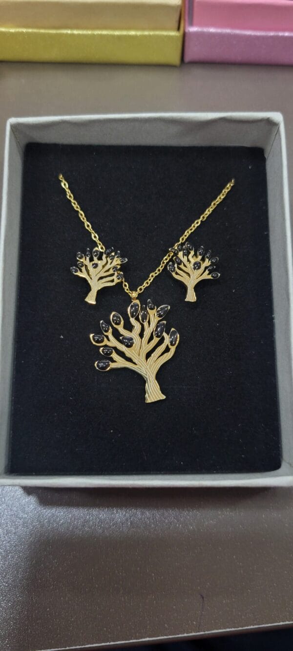 CHAINE + BOUCLES. CB212