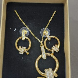CHAINE + BOUCLES. CB447