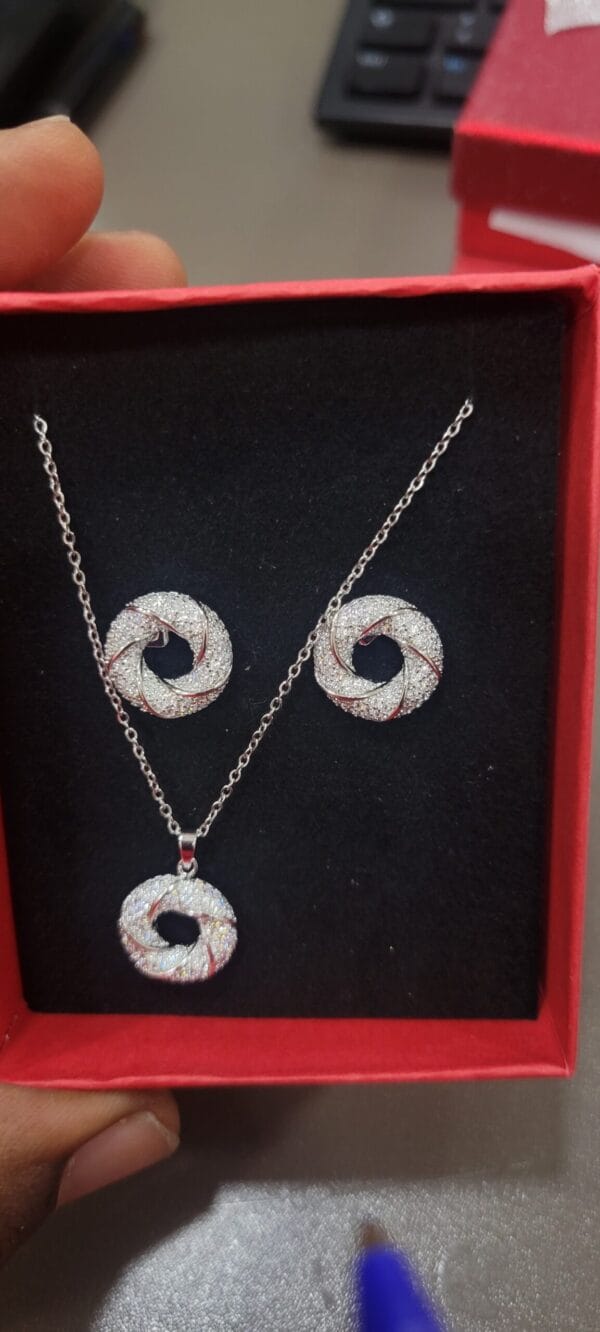 CHAINE + BOUCLES. CB218