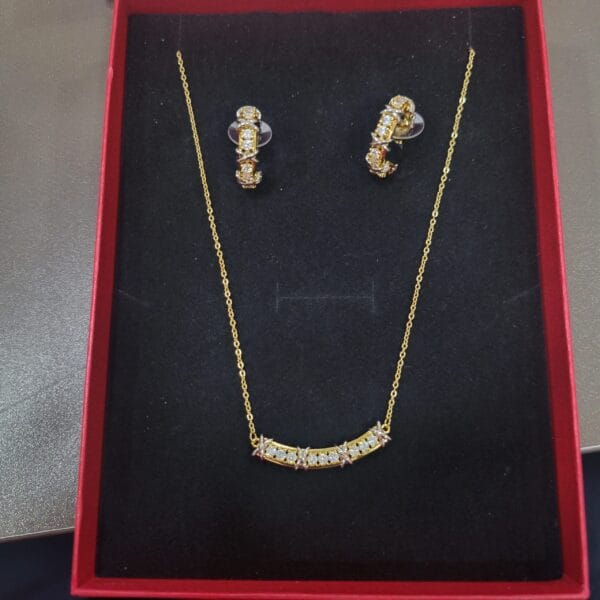 CHAINE + BOUCLES. CB241