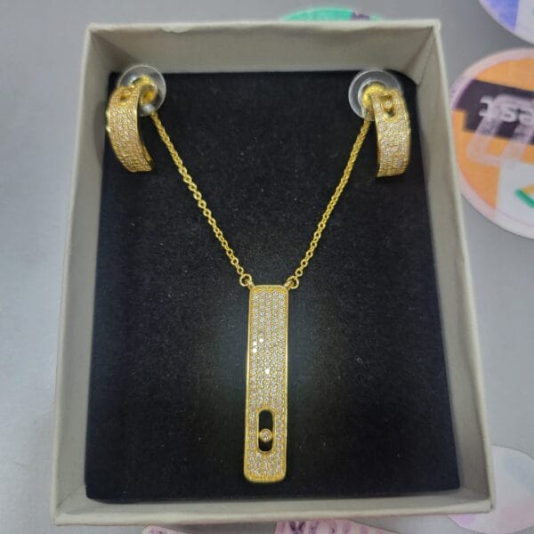 CHAINE + BOUCLES. CB451
