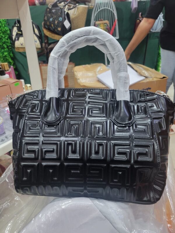 SAC A MAIN GIVENCHY GRAND 0048