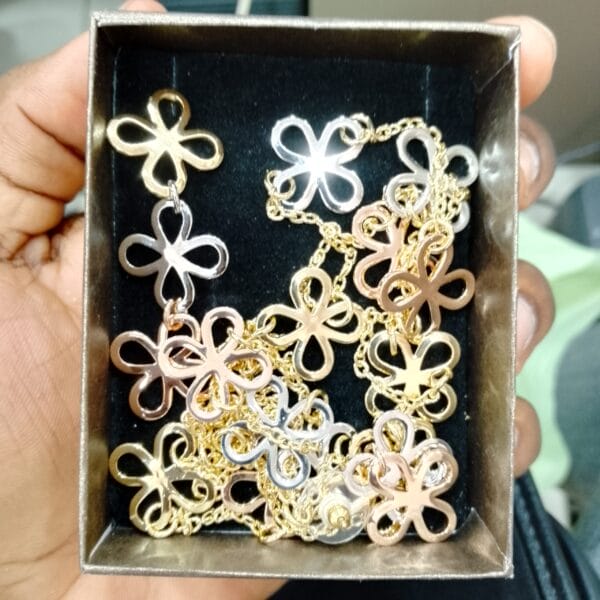 CHAINE + BOUCLES. CB001