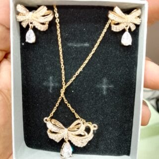 CHAINE + BOUCLES. CB010