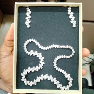 CHAINE + BOUCLES. BC024